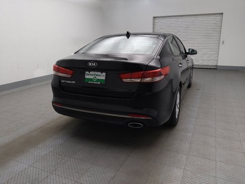 Used 2018 Kia Optima LX FWD image 7