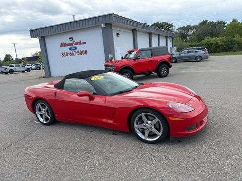 Used 2007 Chevrolet Corvette Convertible w/ Preferred Equipment Group RWD image 5