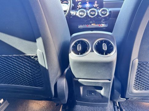 Used 2021 Mercedes-Benz A 220 image 31