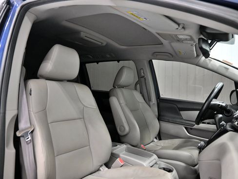 Used 2017 Honda Odyssey EX-L image 23