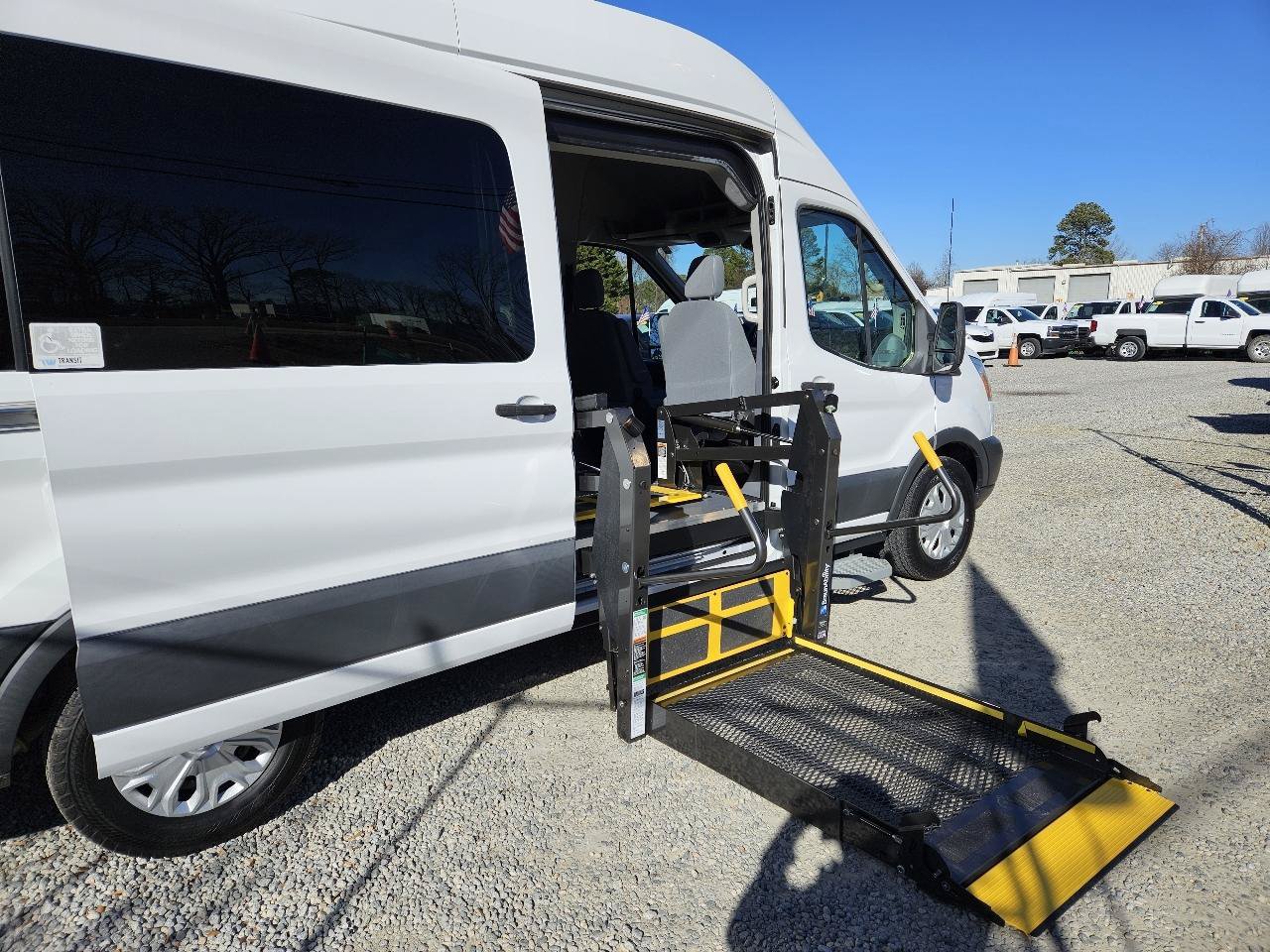 Used 2016 Ford Transit 350 XLT RWD image 33