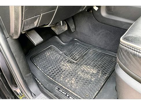Used 2020 RAM 2500 Limited AWD/4WD image 30