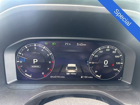 Used 2023 Mitsubishi Outlander SEL FWD image 9