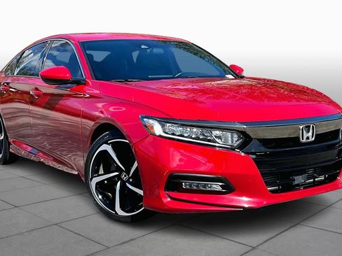 Used 2019 Honda Accord Sport image 3