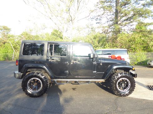 Used 2016 Jeep Wrangler Unlimited Sport AWD/4WD image 10