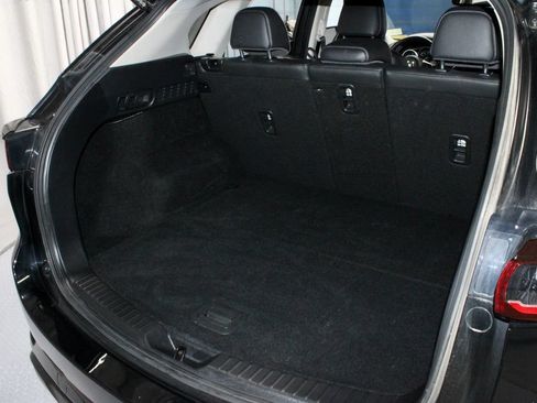 Used 2025 MAZDA CX-5 AWD 2.5 S w/ Preferred Package image 16
