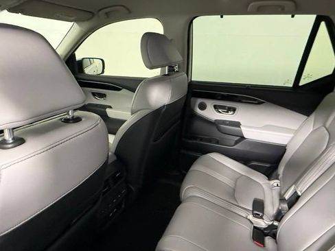 Used 2023 Honda Pilot EX-L image 36