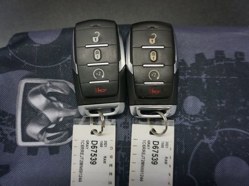 Used 2021 RAM 1500 Laramie RWD image 16