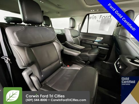 Used 2025 Ford Expedition Max Platinum image 18