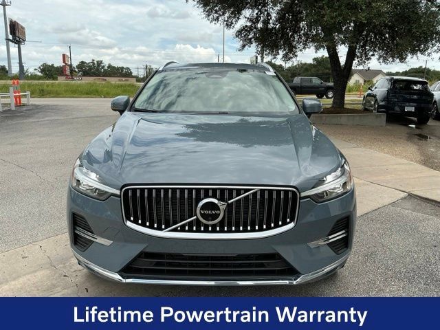 Certified 2023 Volvo XC60 B5 Plus w/ Protection Package Premier FWD image 2