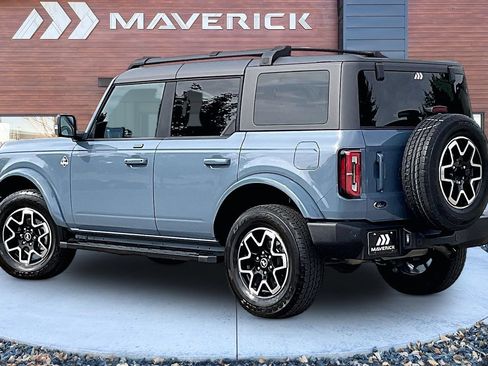 Used 2023 Ford Bronco Outer Banks AWD/4WD image 4