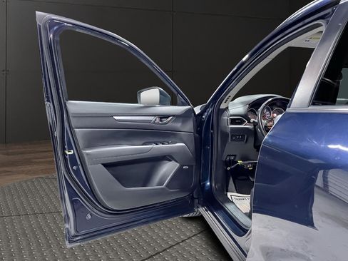 Used 2018 MAZDA CX-5 Touring w/ Preferred Equipment Package image 18