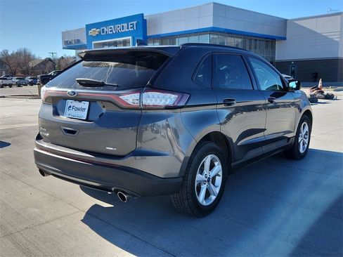 Used 2017 Ford Edge SE image 8