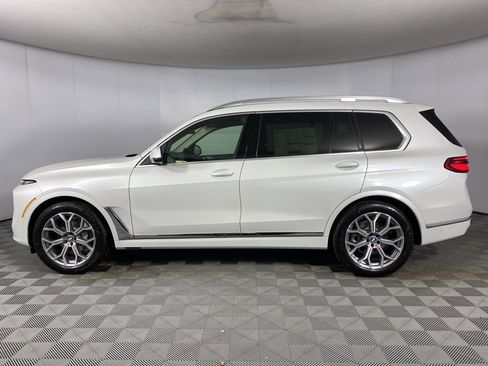 New 2026 BMW X7 xDrive40i image 4