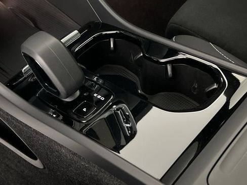 Certified 2023 Volvo C40 P8 Recharge Ultimate image 22