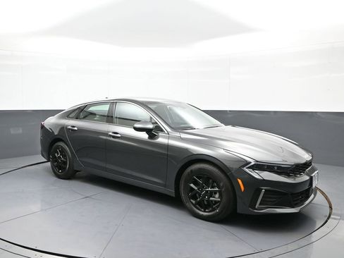 New 2026 Kia K5 LXS FWD image 4