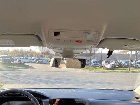 New 2025 Volkswagen Taos S image 9