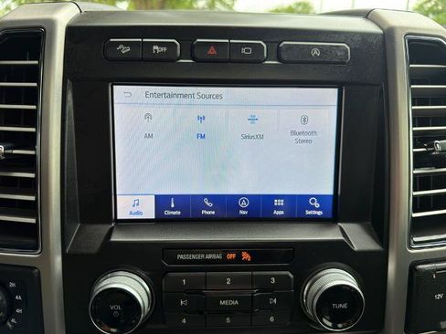 Used 2020 Ford F150 Platinum w/ Equipment Group 701A Luxury AWD/4WD image 31