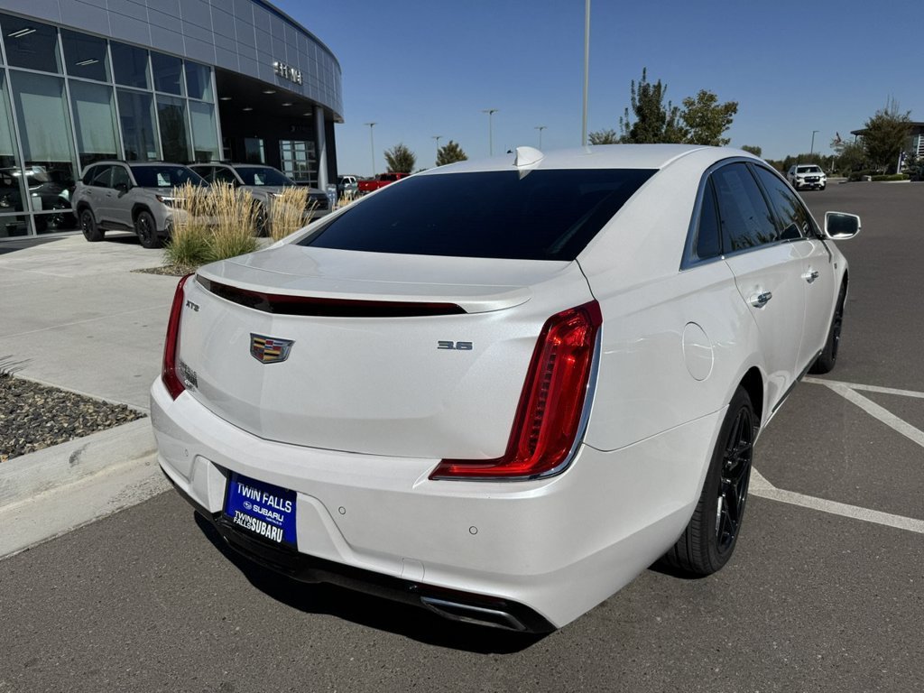 Used 2018 Cadillac XTS Luxury AWD/4WD image 7