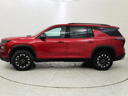 New 2026 Chevrolet Traverse Z71 w/ Driver Confidence Package image 4