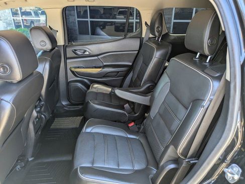 Used 2019 GMC Acadia Denali AWD/4WD image 21