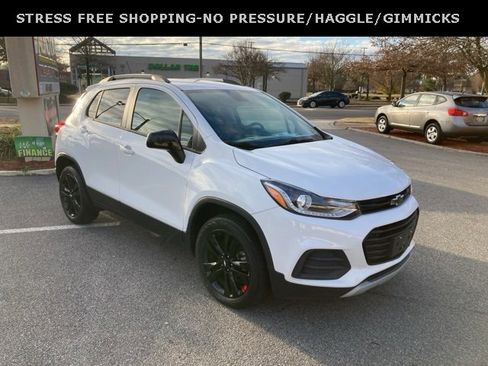 Used 2021 Chevrolet Trax LT w/ Redline Edition image 1