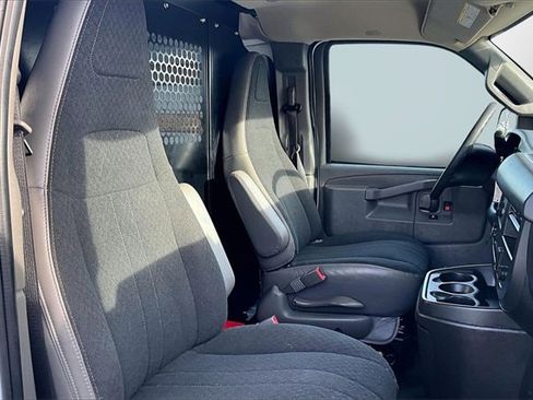 Used 2024 Chevrolet Express 2500 w/ Driver Convenience Package image 7