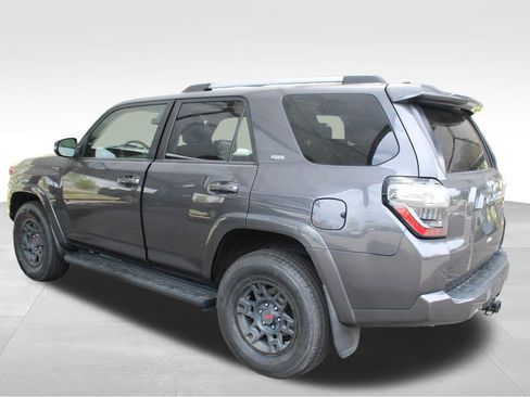 Certified 2021 Toyota 4Runner SR5 Premium w/ Moonroof Package AWD/4WD image 14
