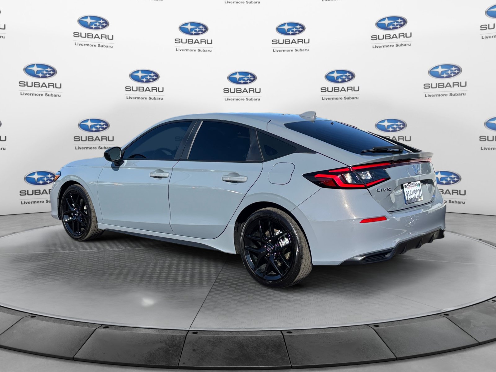 Used 2025 Honda Civic Sport image 4
