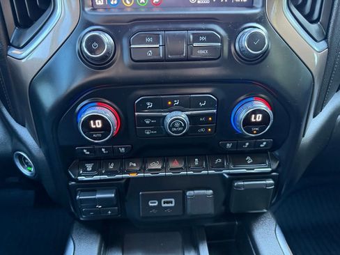 Used 2022 Chevrolet Silverado 3500 High Country w/ Z71 Off-Road Package image 40