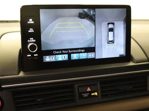 Used 2025 Honda Pilot Elite image 18