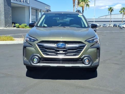 Used 2025 Subaru Outback Premium w/ Popular Package #1A image 7