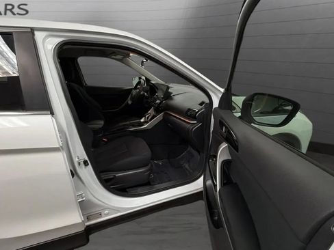 Used 2024 Mitsubishi Eclipse Cross LE AWD/4WD image 22
