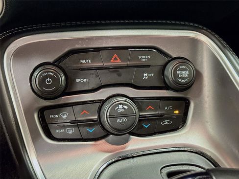 Used 2022 Dodge Challenger SXT w/ Blacktop Package image 15