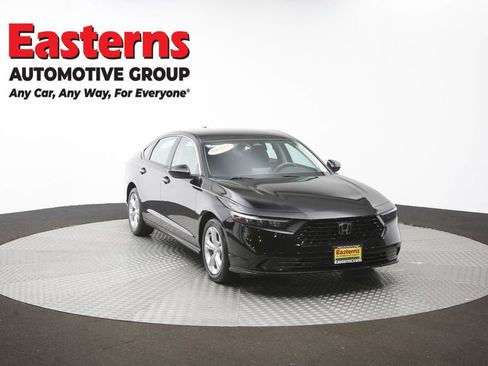 Used 2025 Honda Accord LX image 49
