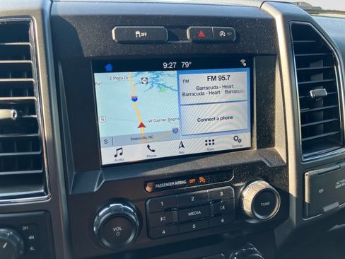 Used 2019 Ford F150 XLT w/ Equipment Group 302A Luxury AWD/4WD image 20