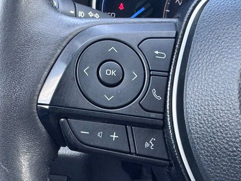 Used 2021 Toyota RAV4 Limited AWD/4WD image 10