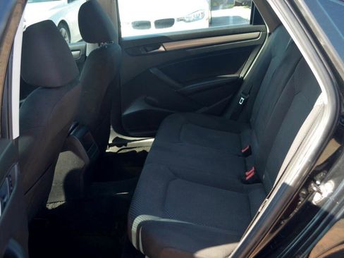 Used 2013 Volkswagen Passat 2.5 S image 20