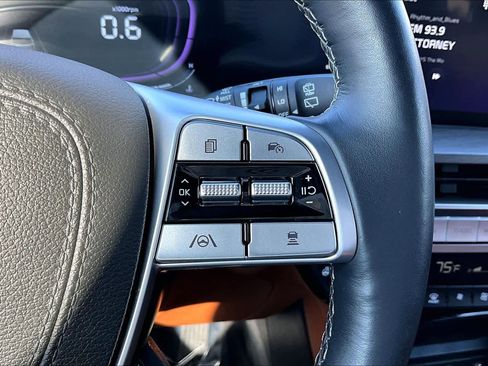 Used 2025 Kia Telluride EX X-Line image 25