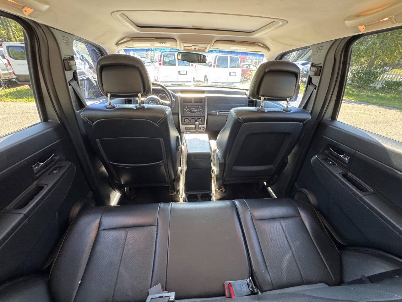 Used 2012 Jeep Liberty Sport AWD/4WD image 41