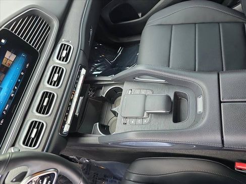 Used 2022 Mercedes-Benz GLE 350 4MATIC image 24