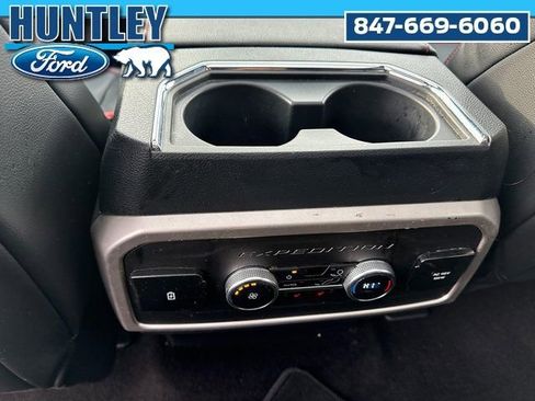 Used 2023 Ford Expedition Max Limited image 19