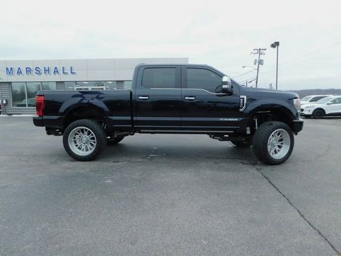 Used 2022 Ford F250 Platinum image 9