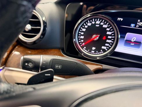 Used 2018 Mercedes-Benz E 300 image 42