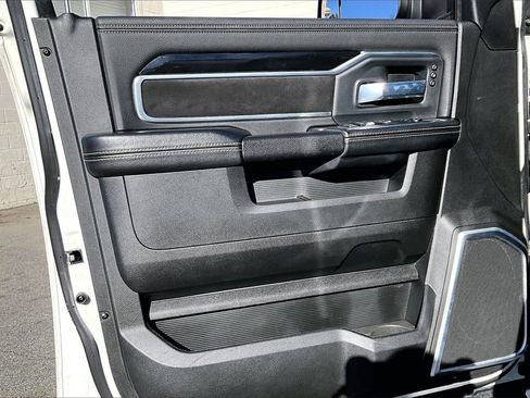 Certified 2020 RAM 2500 Laramie image 26