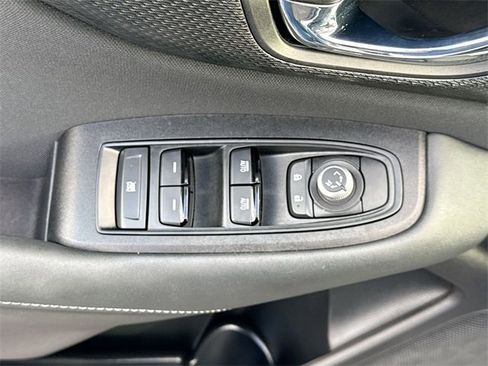 Used 2023 Subaru Outback Premium image 15