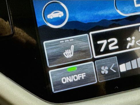 Used 2023 Subaru Ascent Limited w/ Technology Package AWD/4WD image 5