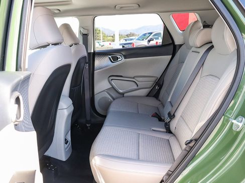 Used 2023 Kia Soul EX FWD image 18
