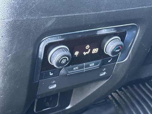 Used 2022 Chevrolet Tahoe High Country image 29