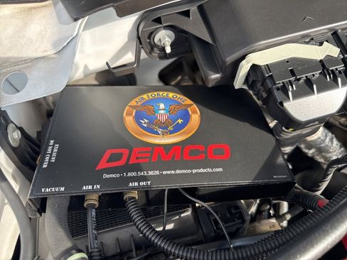 Used 2018 Ford F150 Limited w/ Trailer Tow Package image 13